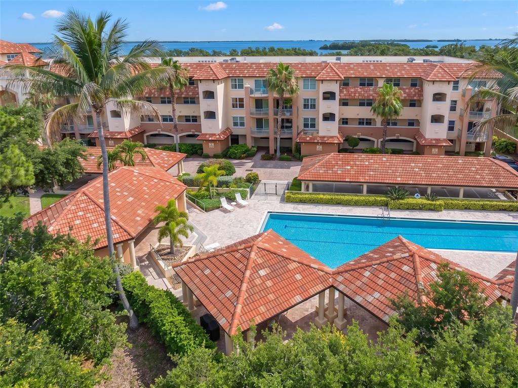 1695 PINELLAS BAYWAY S UNIT D1