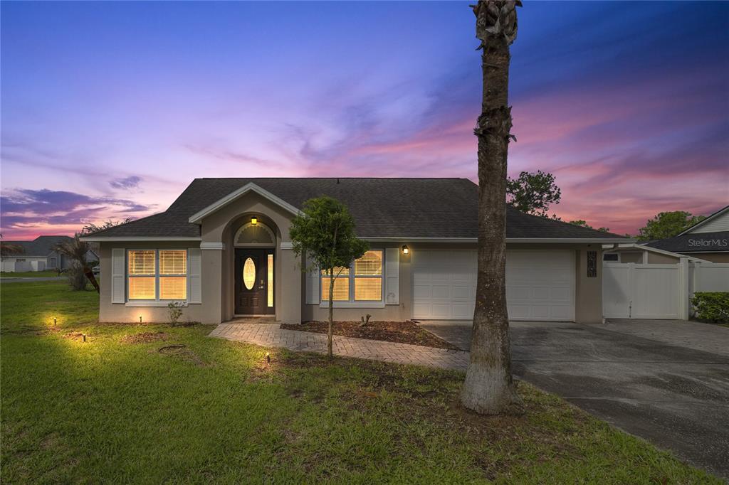 213 SUNSET CT