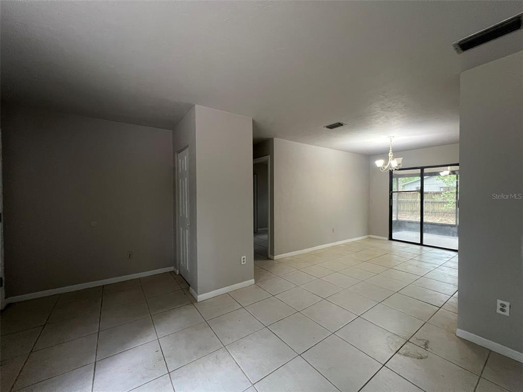 4338 NW 29TH TERRACE, GAINESVILLE, FL — photo 5 of 25