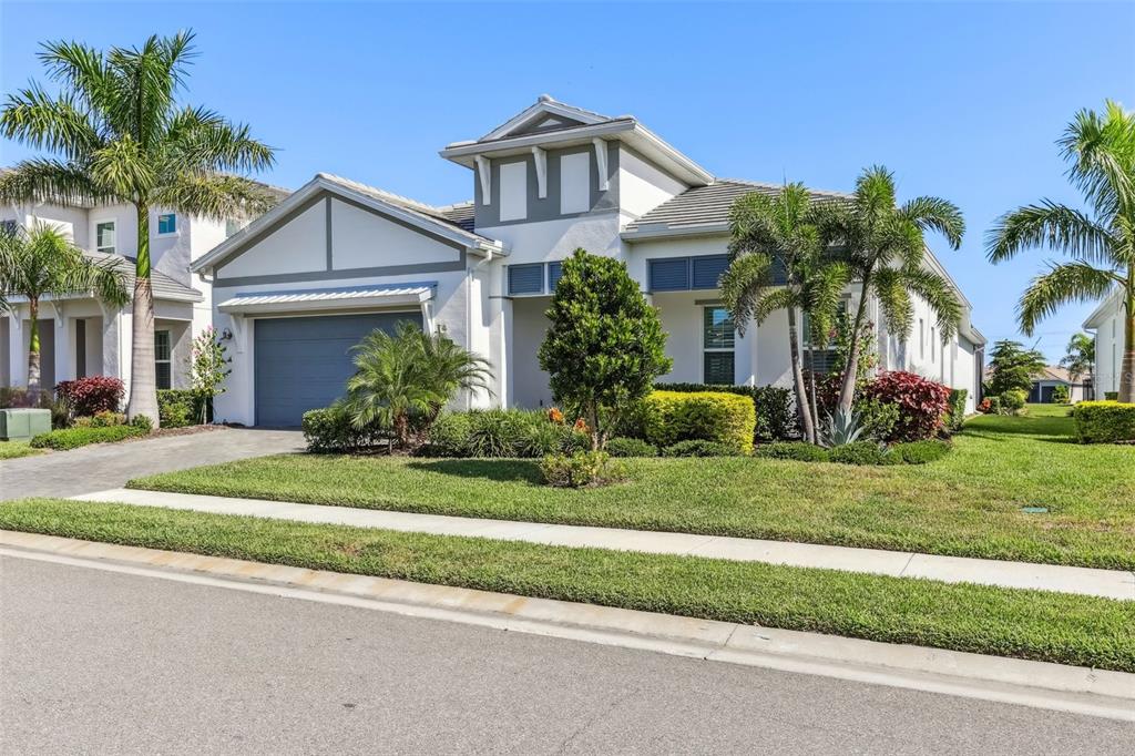 8063 REDONDA LOOP