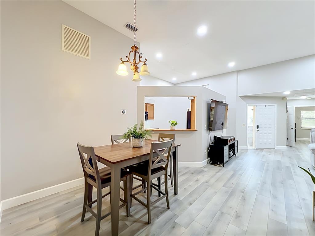 1275 SAINT TROPEZ CIRCLE UNIT 1275, ORLANDO, FL — photo 4 of 32