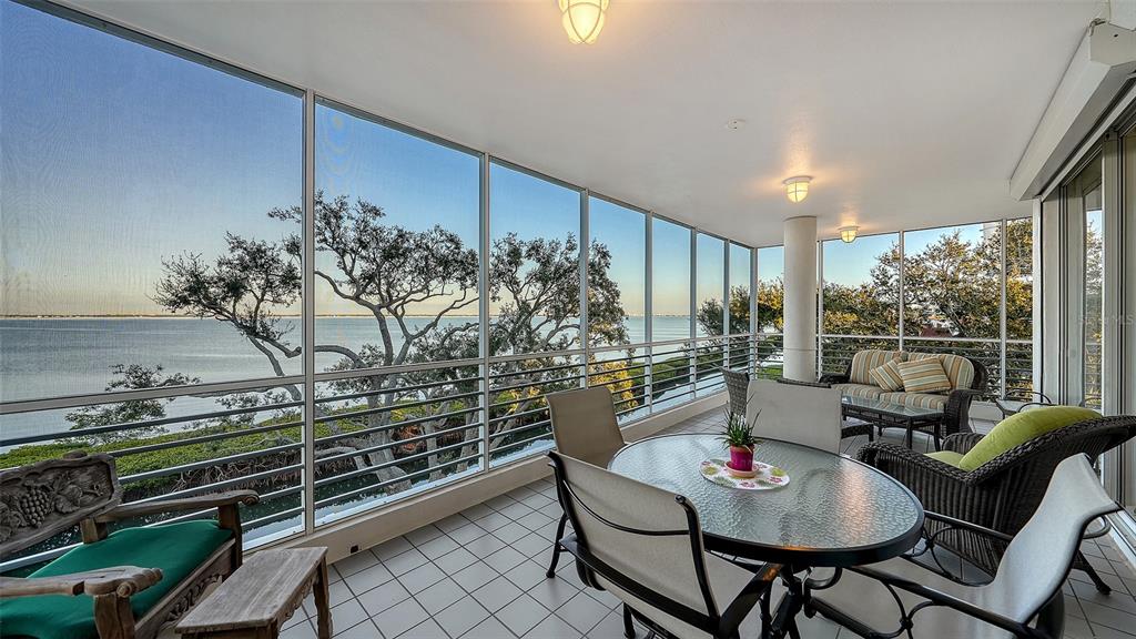 2450 HARBOURSIDE DRIVE UNIT 234