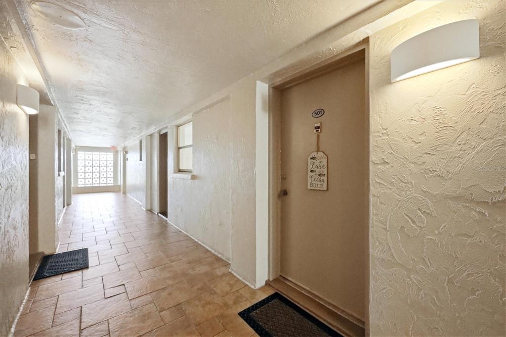 800 BENJAMIN FRANKLIN DRIVE UNIT 501, SARASOTA, FL — photo 5 of 30