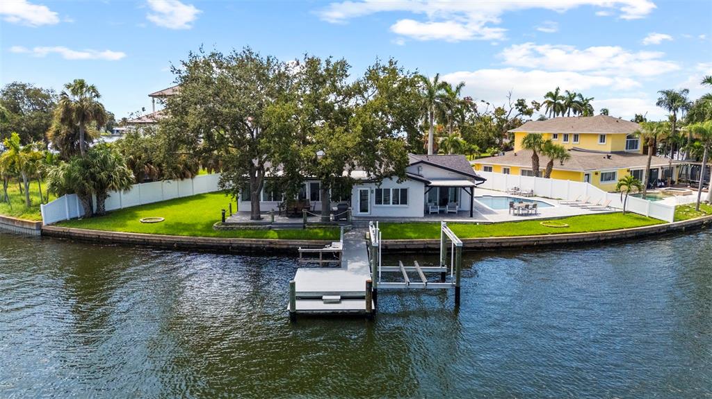 1514 SEA GULL DRIVE S, ST PETERSBURG, FL — photo 4 of 30