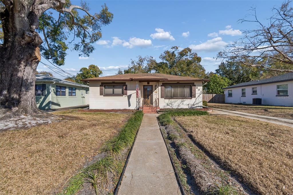 607 N MATANZAS AVENUE