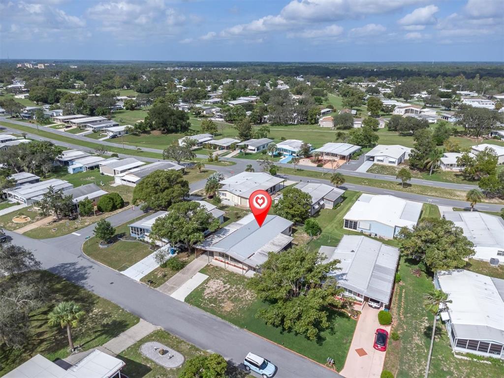 12472 FAIRWAY AVENUE, BROOKSVILLE, FL — photo 5 of 30