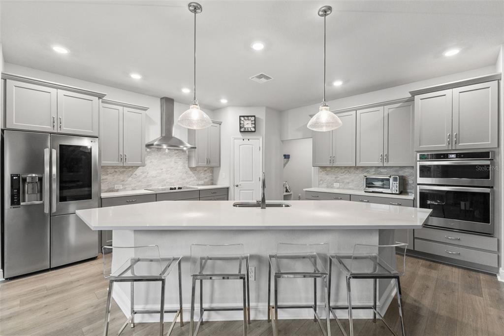 4009 W CARMEN STREET, TAMPA, FL — photo 3 of 30