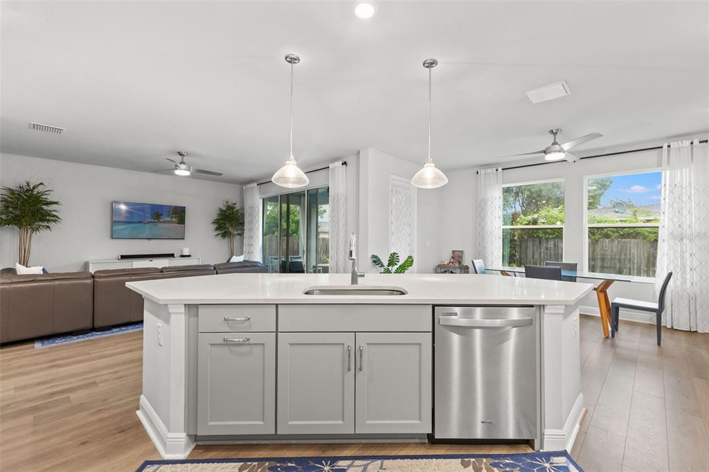 4009 W CARMEN STREET, TAMPA, FL — photo 5 of 30