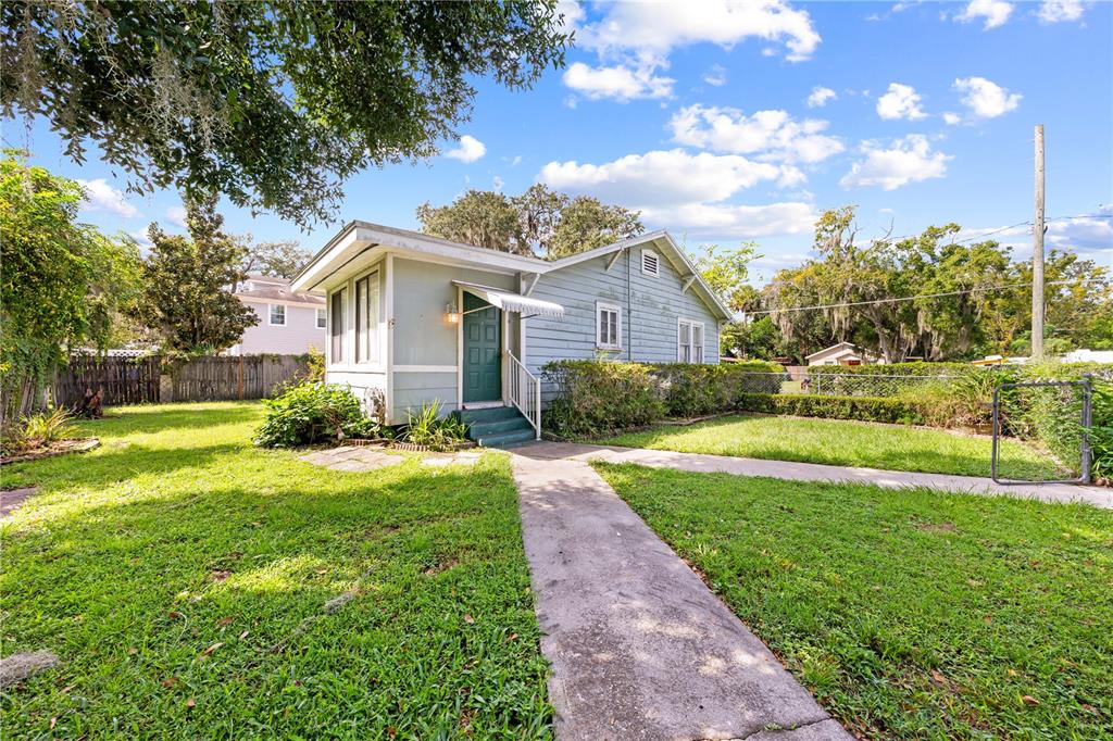 213 N CLYDE AVENUE, KISSIMMEE, FL — photo 3 of 30