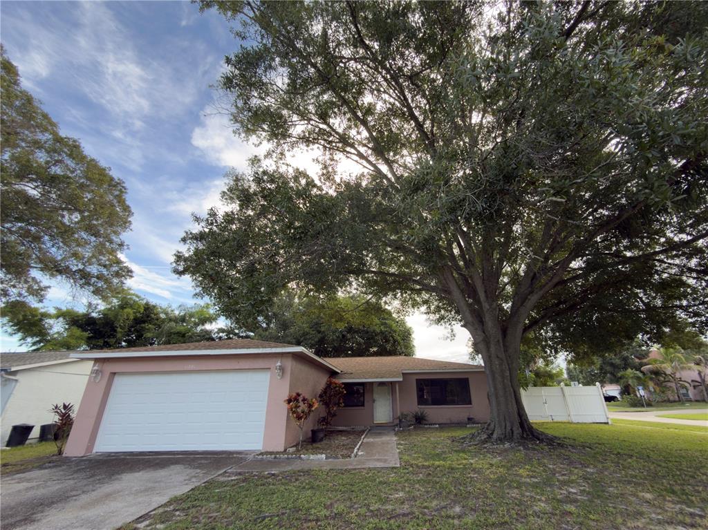 11001 LONGHILL DRIVE N
