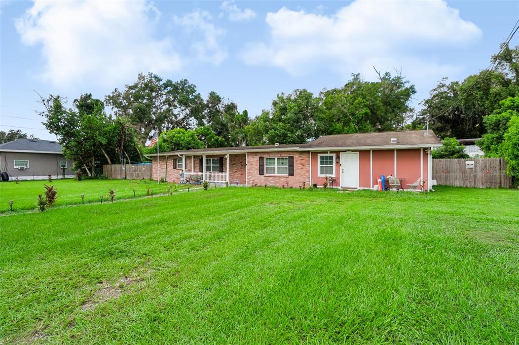 2409 GIDDENS AVENUE, SEFFNER, FL — photo 3 of 30