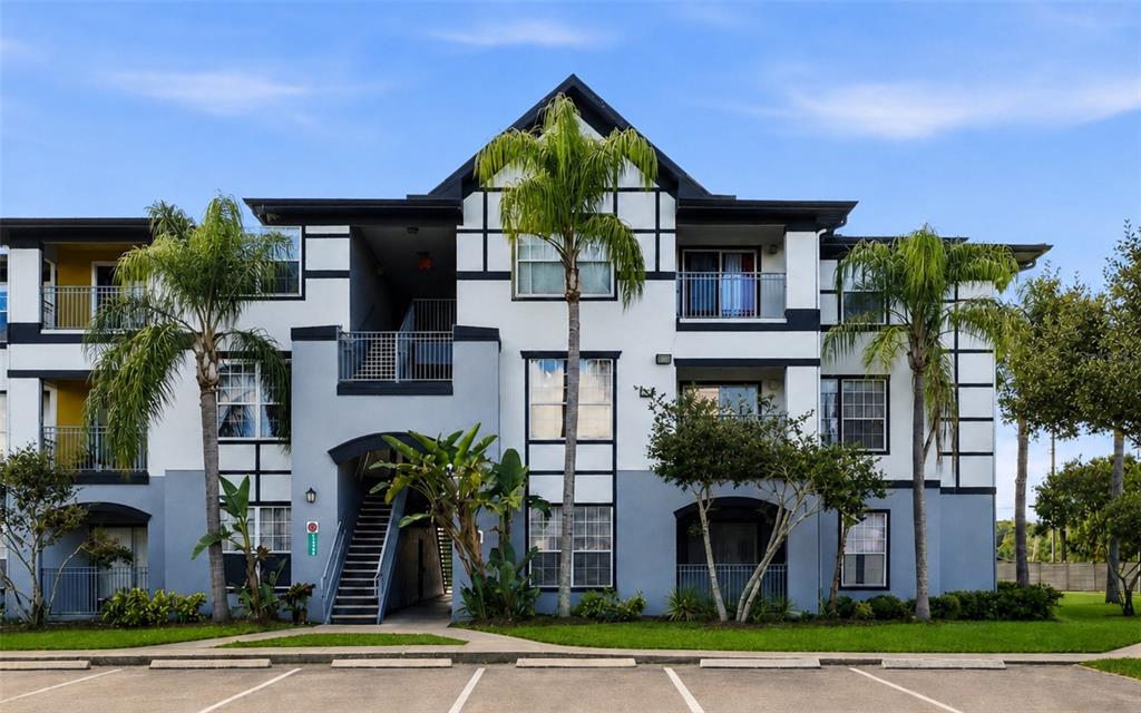 5526 PGA BOULEVARD UNIT 4927