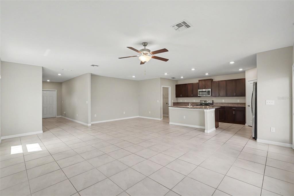 15514 COLT CREEK PLACE, SUN CITY CENTER, FL — photo 4 of 23