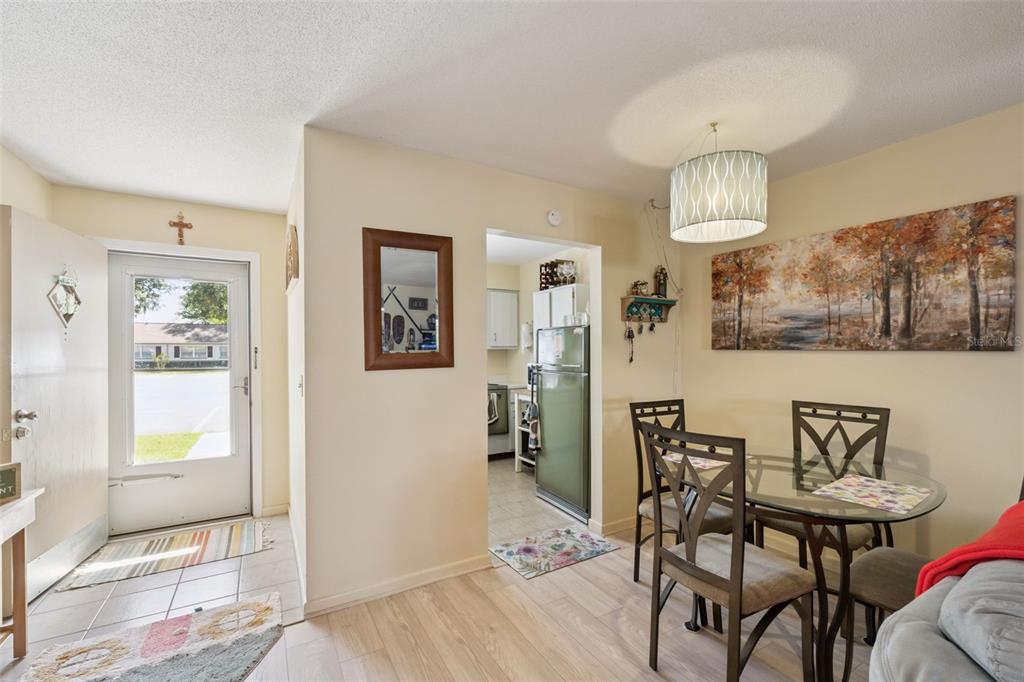 714 E MINNESOTA AVENUE UNIT B, DELAND, FL — photo 4 of 19