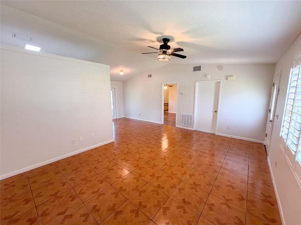 1008 LYNBROOK STREET NW, PALM BAY, FL — photo 3 of 23