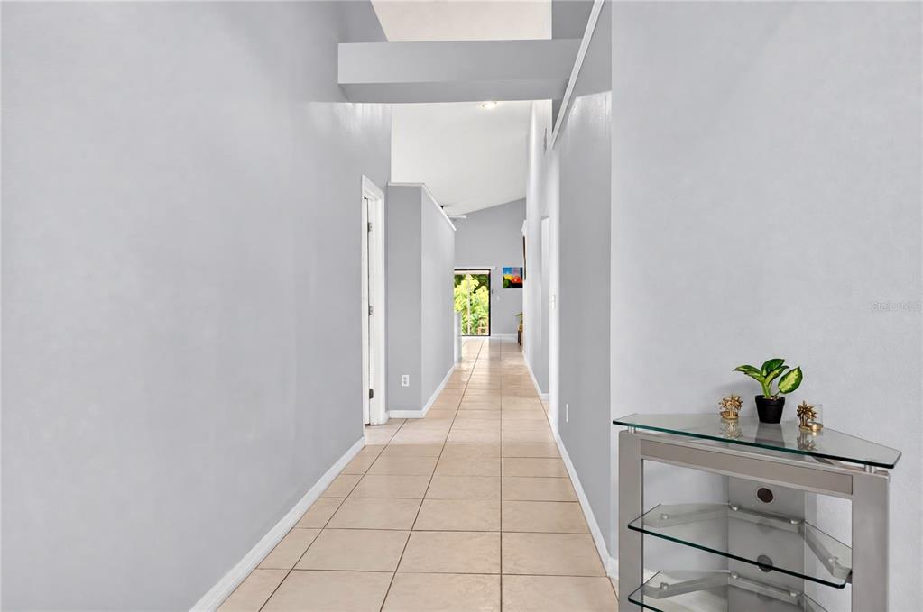 2957 BIRMINGHAM BOULEVARD, ORLANDO, FL — photo 4 of 48