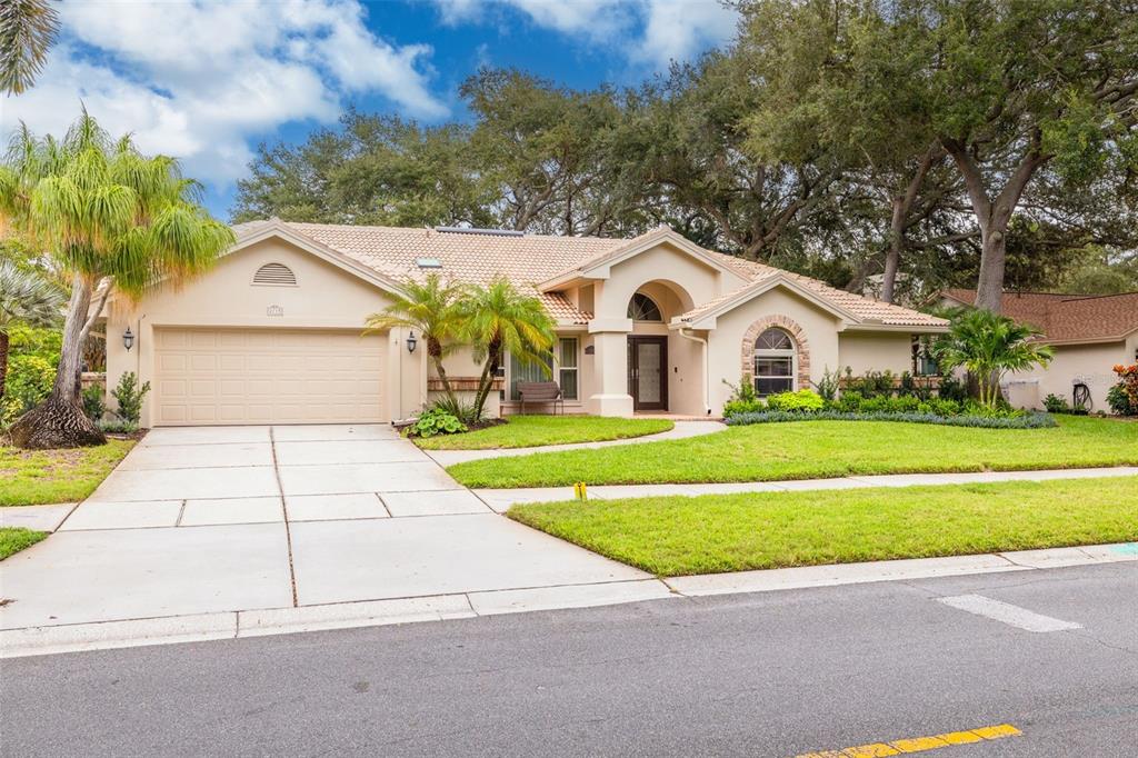 2715 COUNTRY WOODS LANE, PALM HARBOR, FL — photo 2 of 30