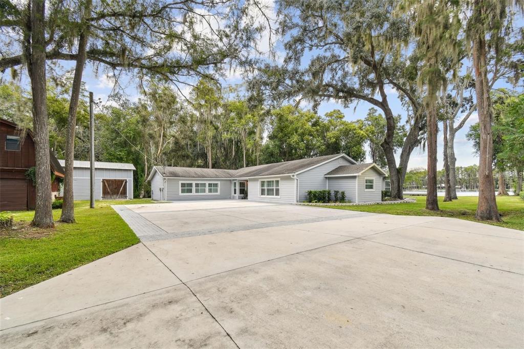 17018 DENNIS ROAD, LUTZ, FL — photo 3 of 11