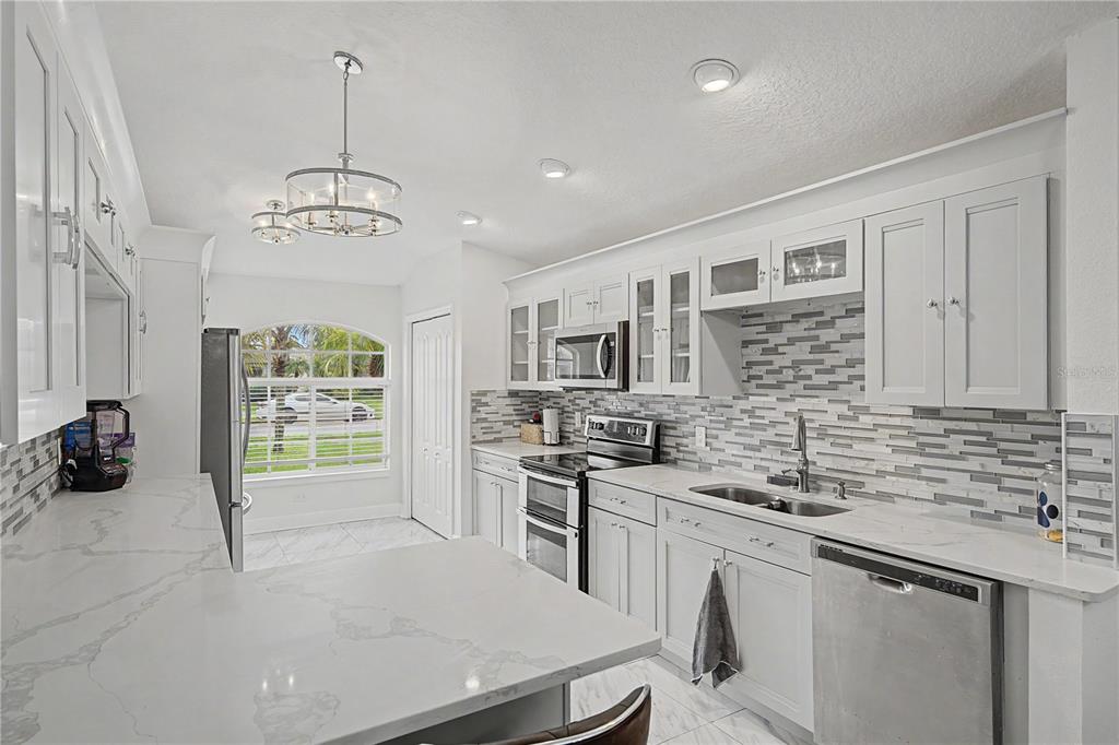 212 ARBOR WOODS CIRCLE, OLDSMAR, FL — photo 5 of 30