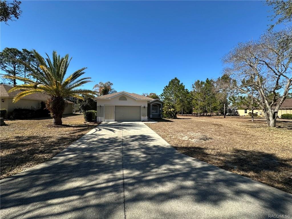 2394 N BRENTWOOD CIRCLE