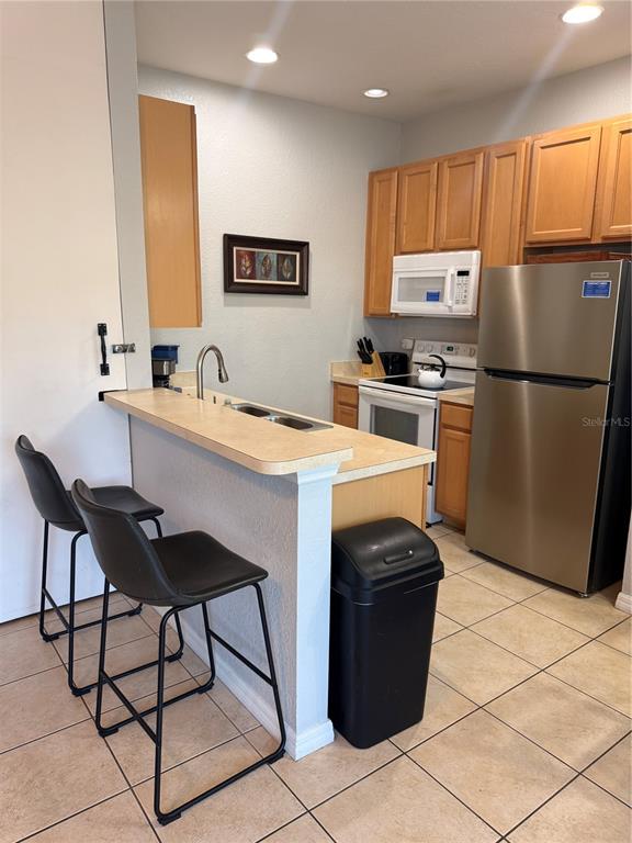 2411 CARAVELLE CIRCLE UNIT 2411, KISSIMMEE, FL — photo 4 of 16