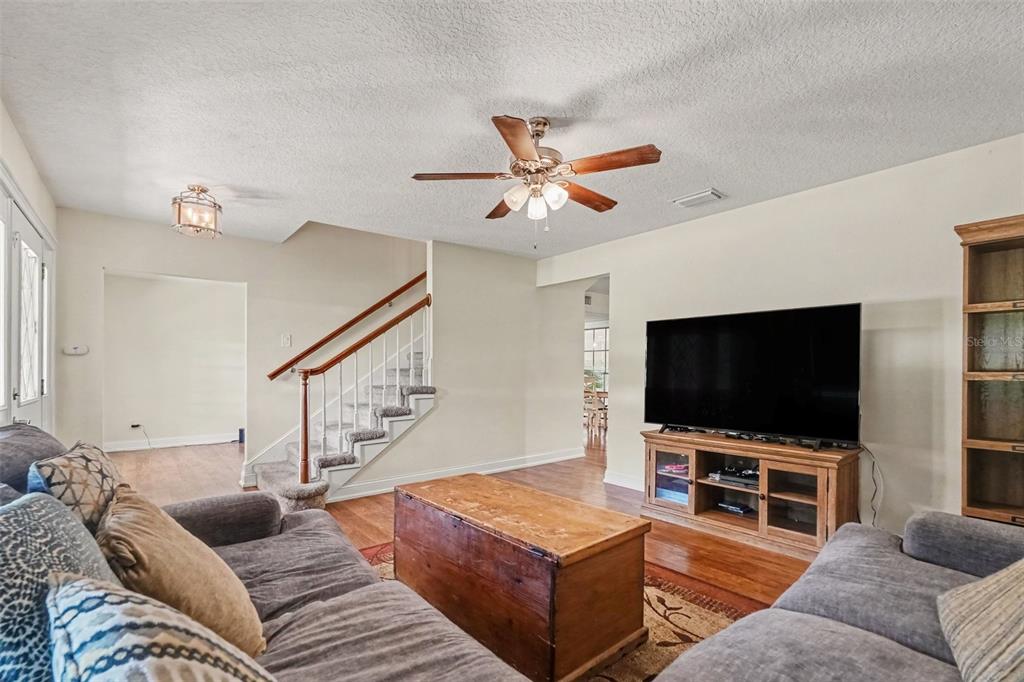 28103 DEEDRA DRIVE, WESLEY CHAPEL, FL — photo 5 of 30