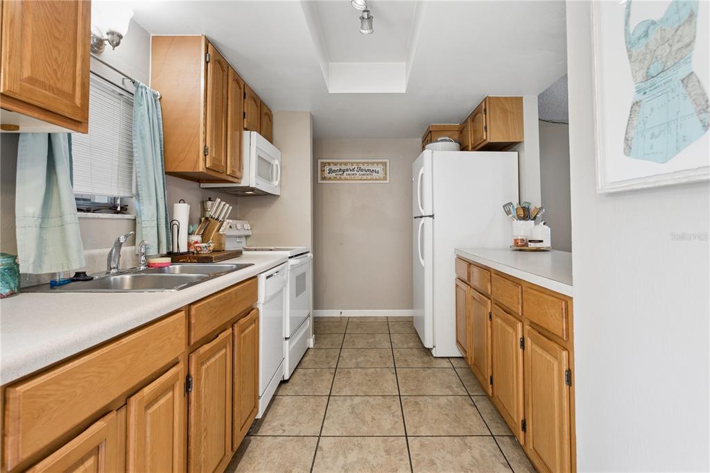 7920 N TANGERINE DRIVE UNIT 265, TEMPLE TERRACE, FL — photo 4 of 30