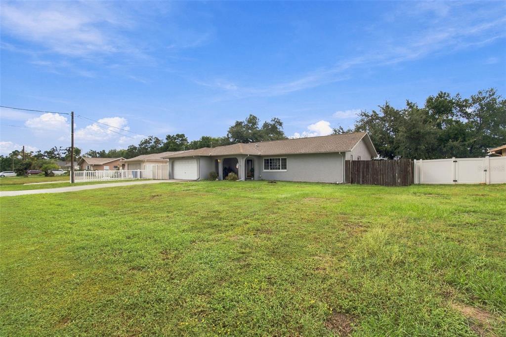 10435 TASSEL STREET, SPRING HILL, FL — photo 2 of 65