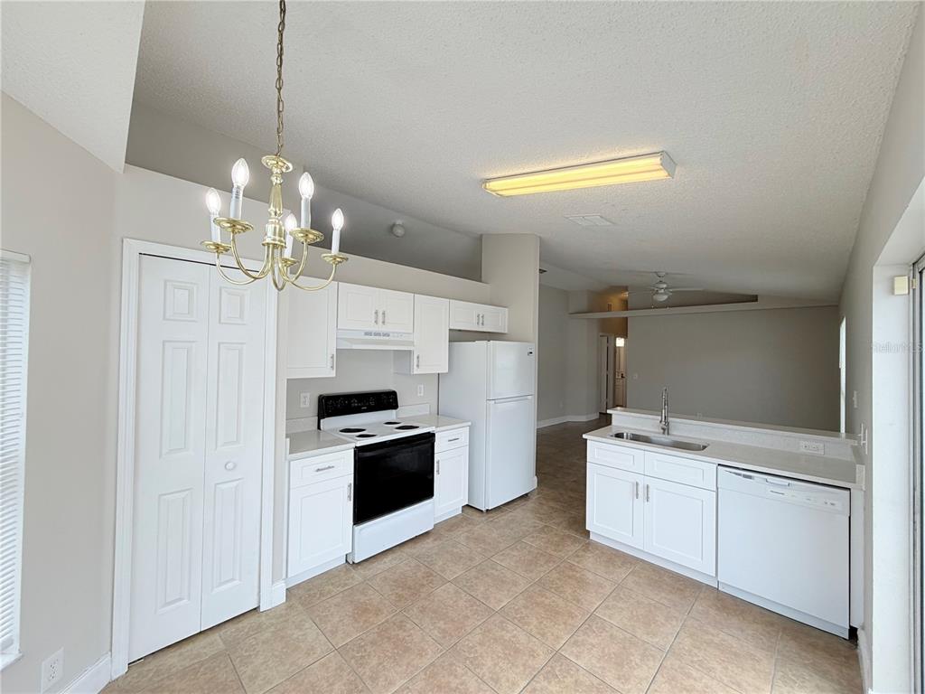 1828 LACY LANE, SANFORD, FL — photo 3 of 23
