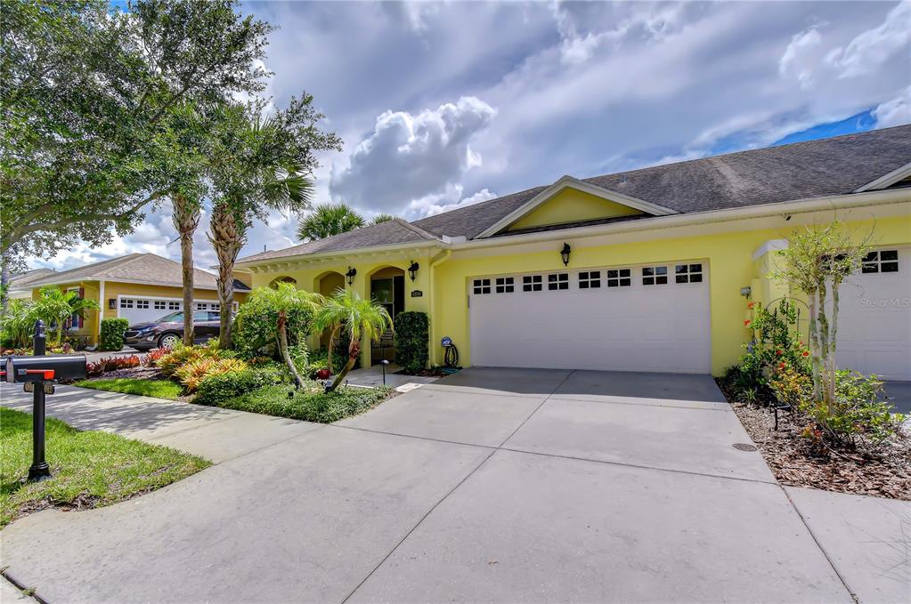 6810 MUNCASTER COURT, TAMPA, FL — photo 3 of 30
