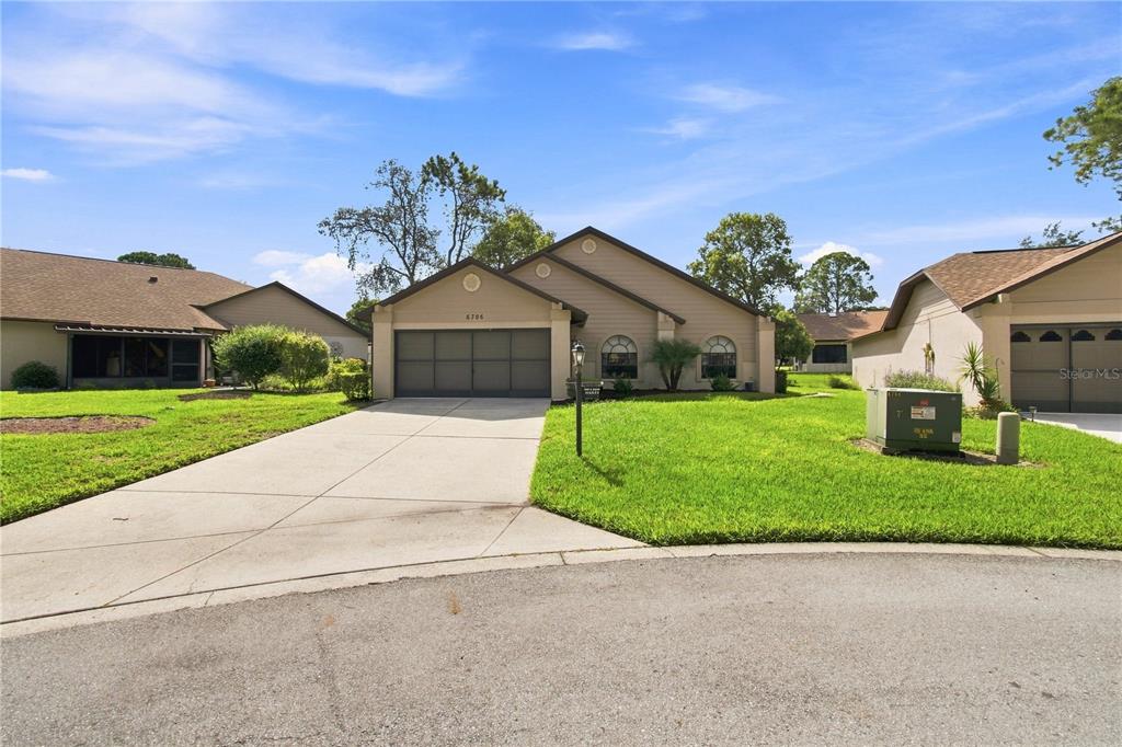 6706 OAK CLUSTER CIRCLE, SPRING HILL, FL — photo 3 of 30