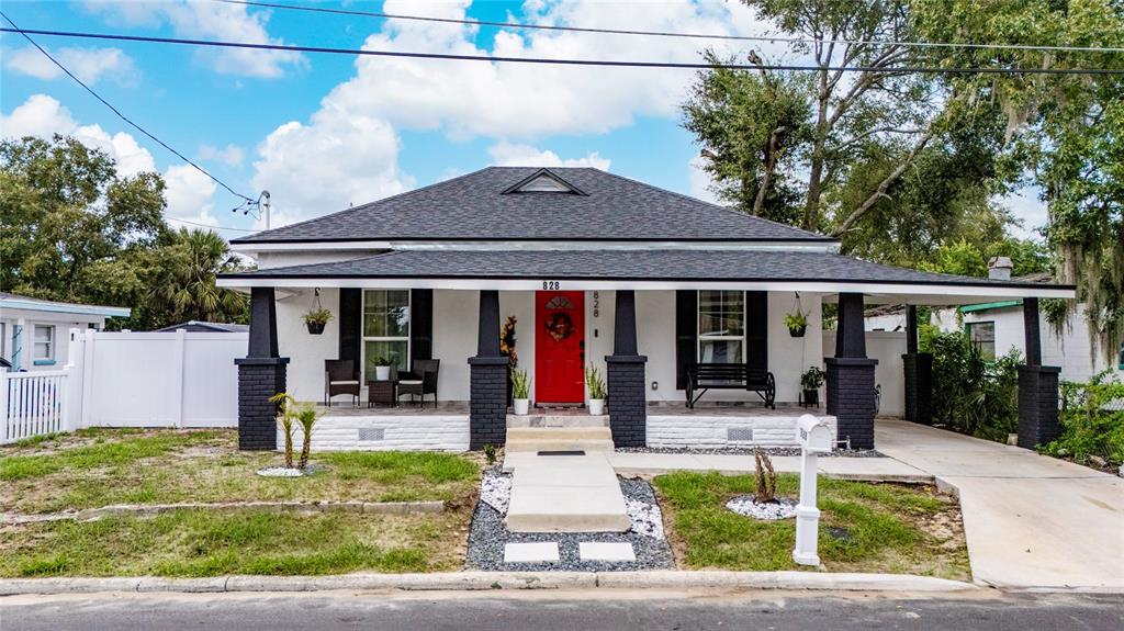 828 N SCOTT AVENUE, LAKELAND, FL — photo 2 of 30