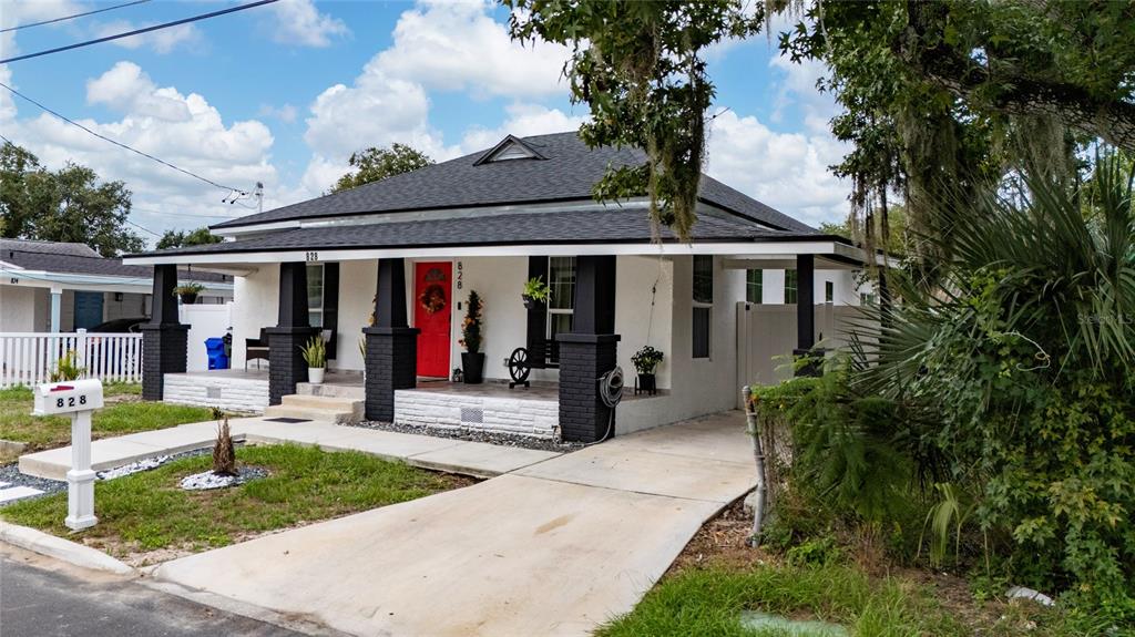 828 N SCOTT AVENUE, LAKELAND, FL — photo 4 of 30