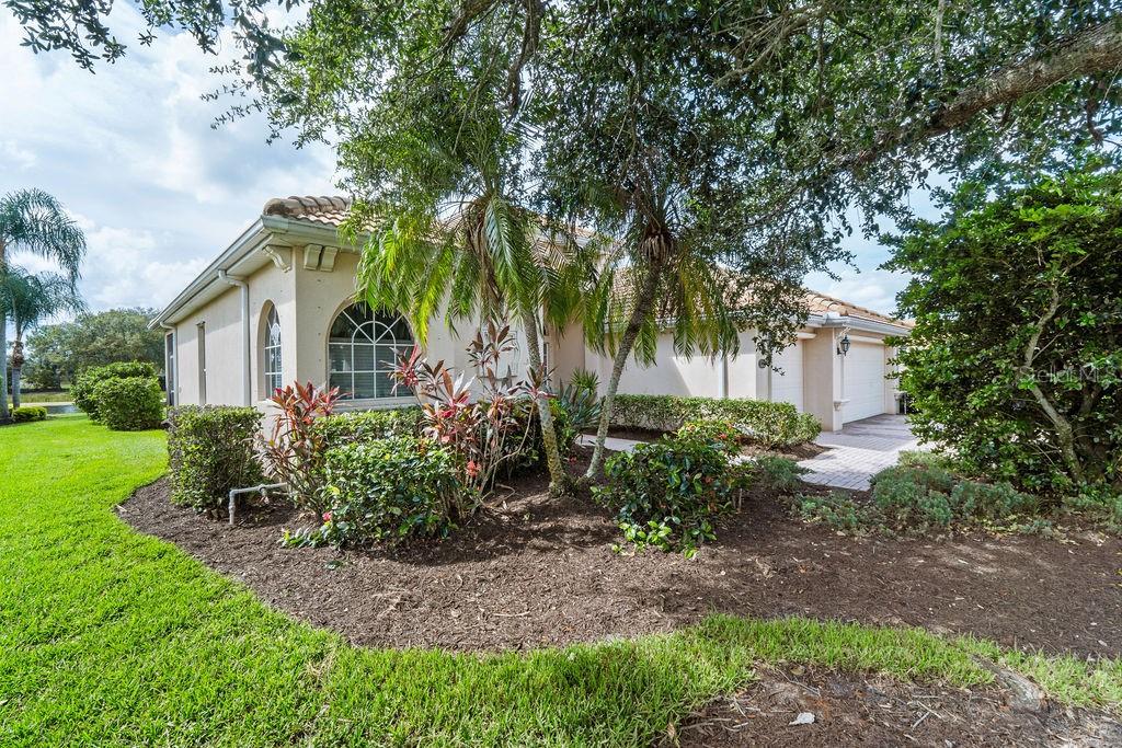 522 RIVER CRANE STREET, BRADENTON, FL — photo 2 of 30