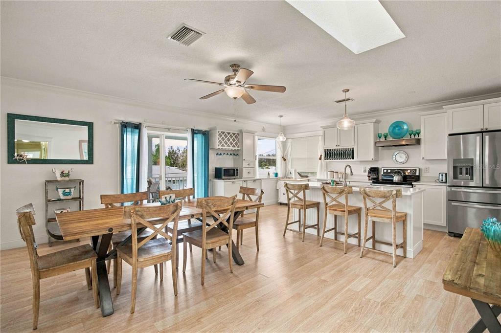 3711 118TH STREET W, BRADENTON, FL — photo 3 of 30