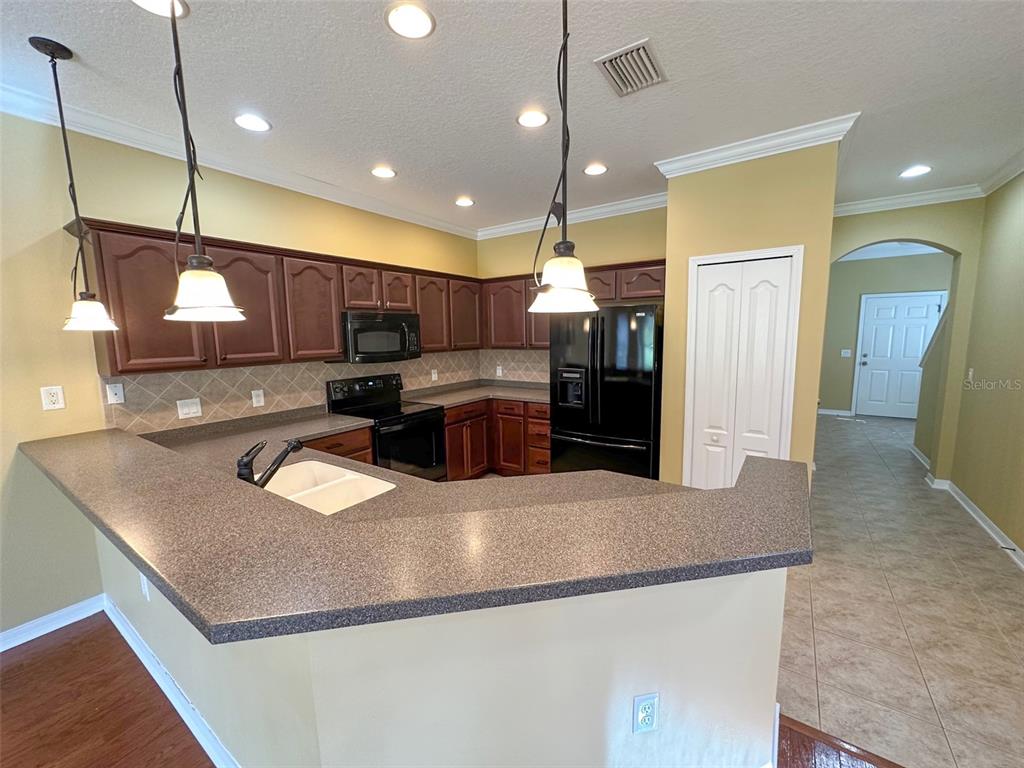 11801 CASTINE STREET, NEW PORT RICHEY, FL — photo 5 of 80