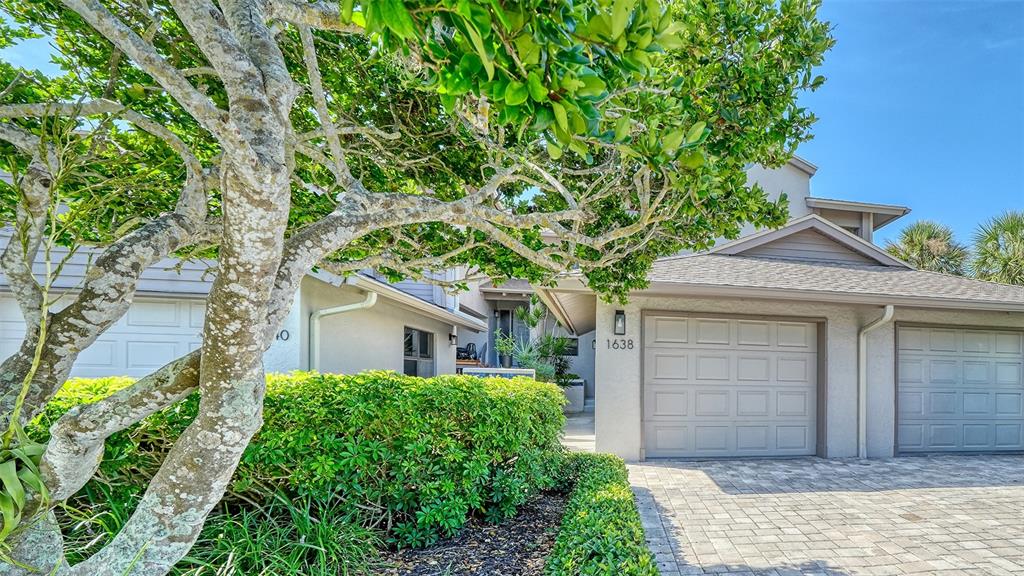 1638 STARLING DRIVE UNIT 105, SARASOTA, FL — photo 3 of 30