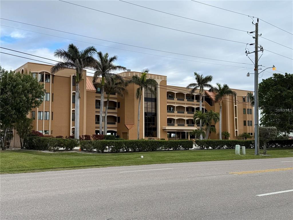 1601 PARK BEACH CIRCLE UNIT 125/11