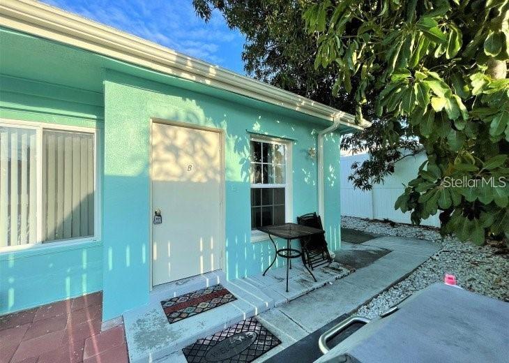 113 174TH AVENUE E UNIT B, REDINGTON SHORES, FL — photo 2 of 25