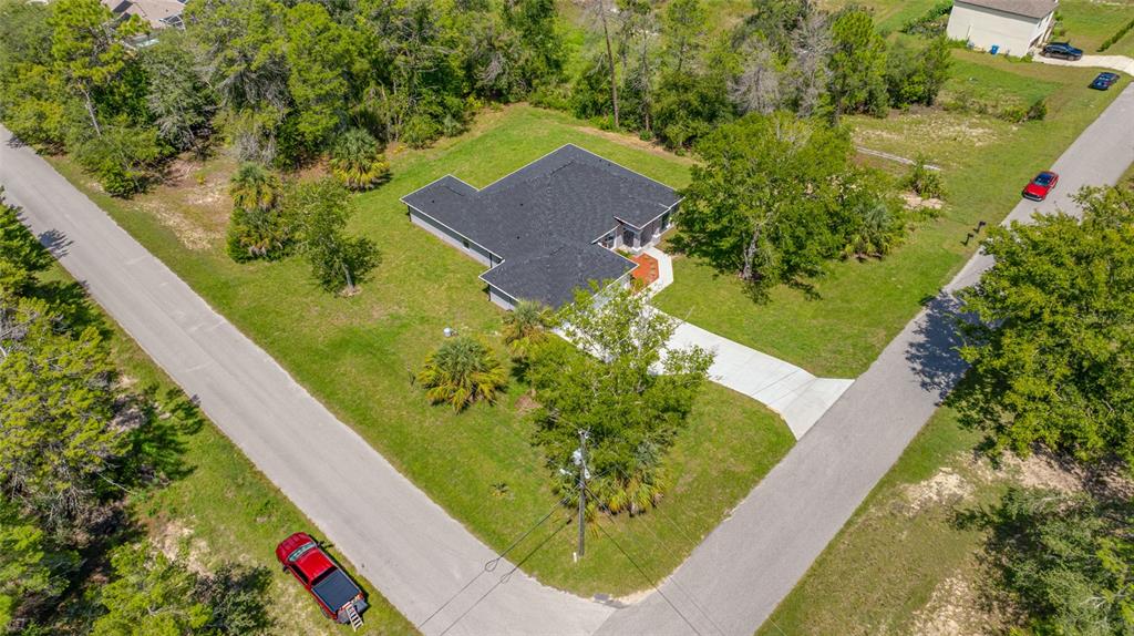8207 CHRISTOPHER LANE, WEEKI WACHEE, FL — photo 3 of 21