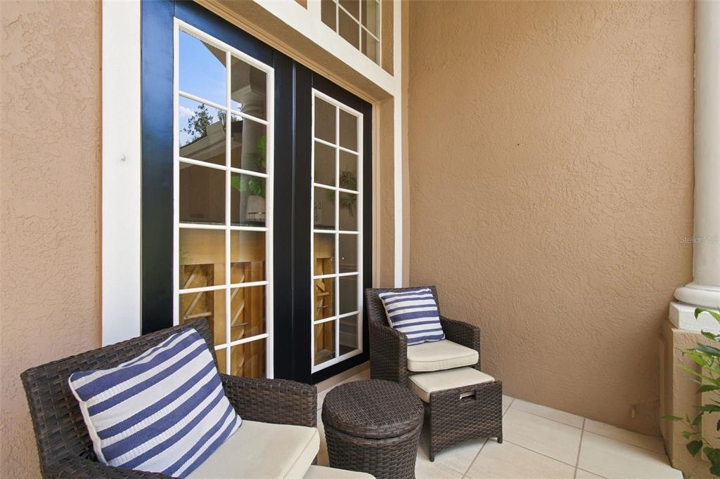 9212 PINE ISLAND COURT, TAMPA, FL — photo 2 of 30