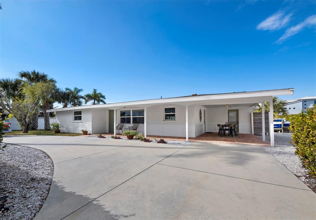 691 TARAWITT DRIVE, LONGBOAT KEY, FL — photo 3 of 30