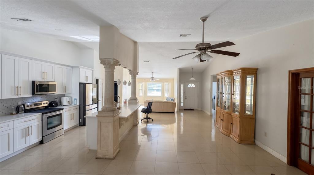 822 VALNERA COURT, KISSIMMEE, FL — photo 4 of 21
