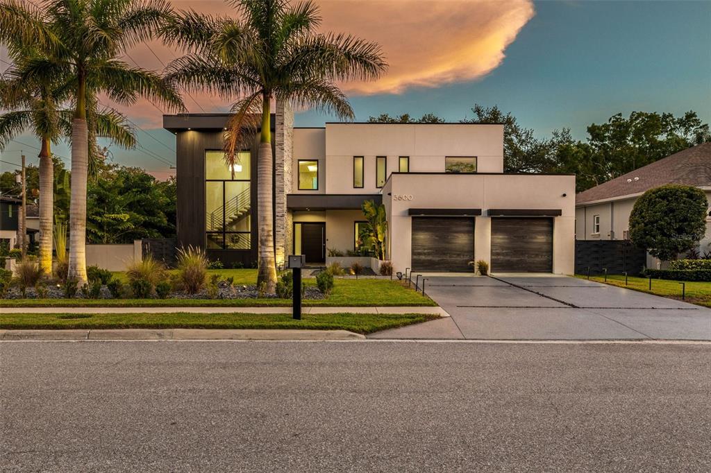 3600 W KENSINGTON AVENUE, TAMPA, FL — photo 2 of 30