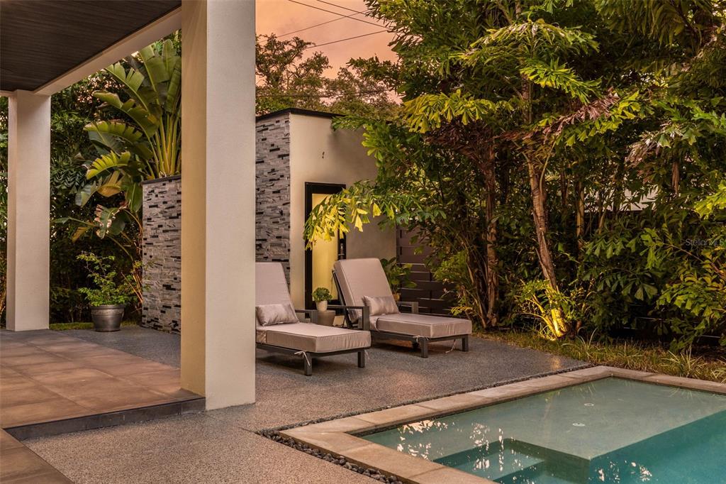 3600 W KENSINGTON AVENUE, TAMPA, FL — photo 5 of 30