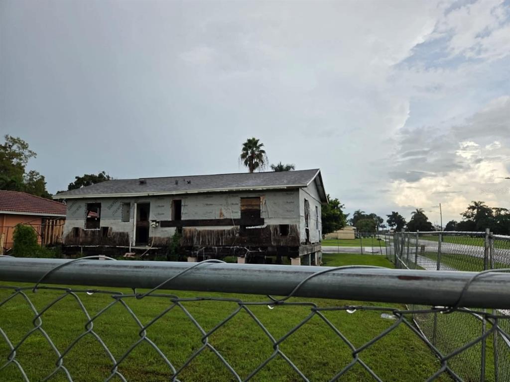 397 ANNONA AVENUE, PAHOKEE, FL — photo 3 of 11