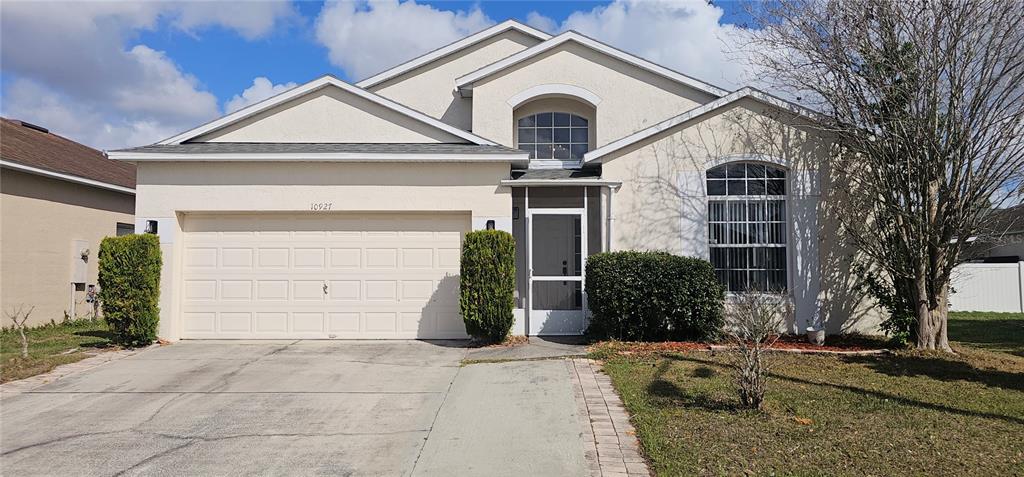 10927 LEADER LANE