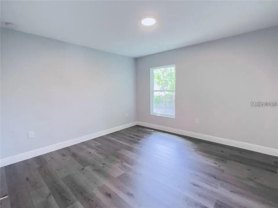 332 LAKE CRESCENT DRIVE, DEBARY, FL — photo 5 of 6