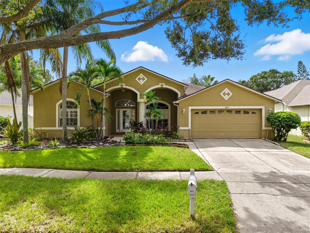 9215 ESTATE COVE CIRCLE