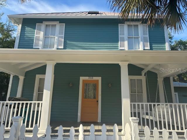 201 E VOORHIS AVENUE